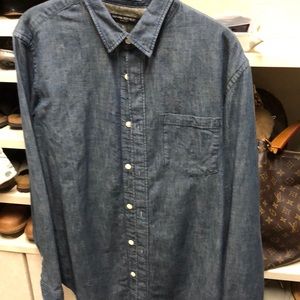 Banana republic chambray button down long sleeve